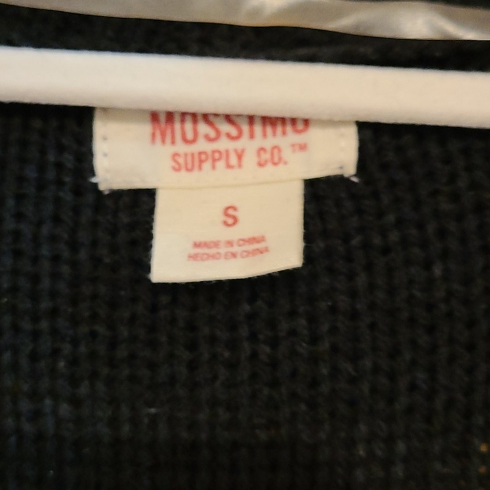 Sweater - Picture 3 of 4